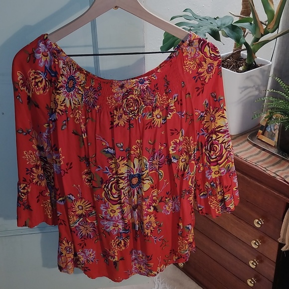 Blouse - Picture 2 of 2